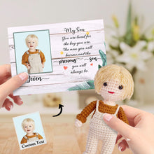 將圖片載入圖庫檢視器 Custom Crochet Doll from Photo Handmade Look alike Dolls Gifts for Son with Personalized Name Card

